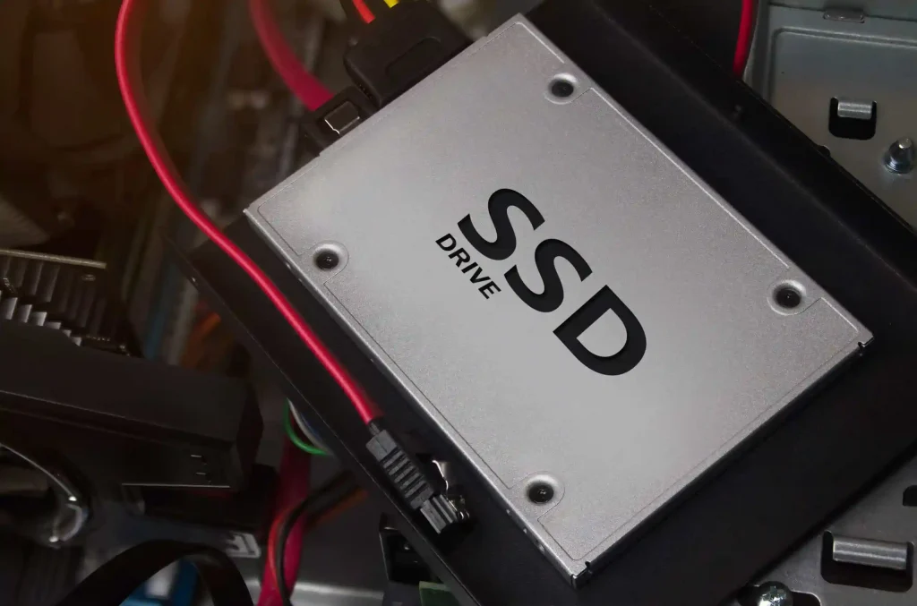بررسی مشخصات هارد SSD SATA